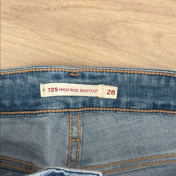 Levi's Classic Blue Flare Jeans - Picture 4 of 4